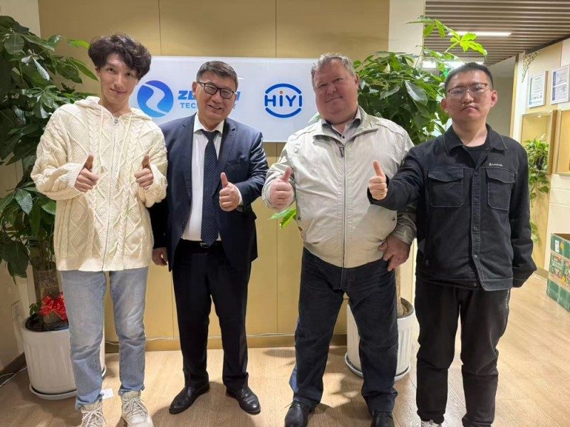 Kasakhstanske kunder udvidede til det centralasiatiske marked og besøgte Zetron Technology for at udforske en ny fremtid for gassikkerhed